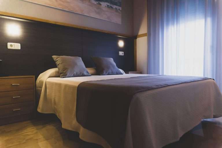HOSTAL-NOGUERAS-3-62-scaled.jpg